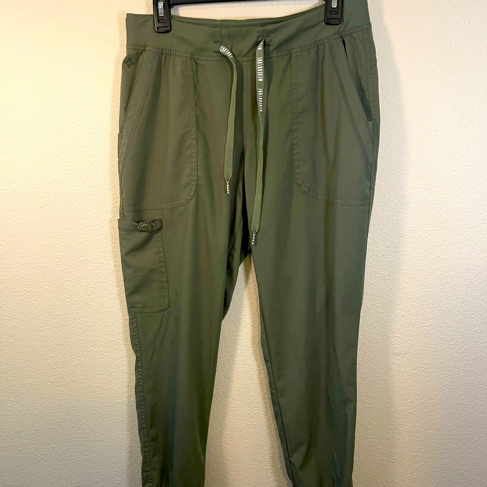 Scrub bottoms